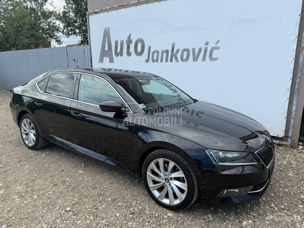 Skoda Superb 2019 photo 4