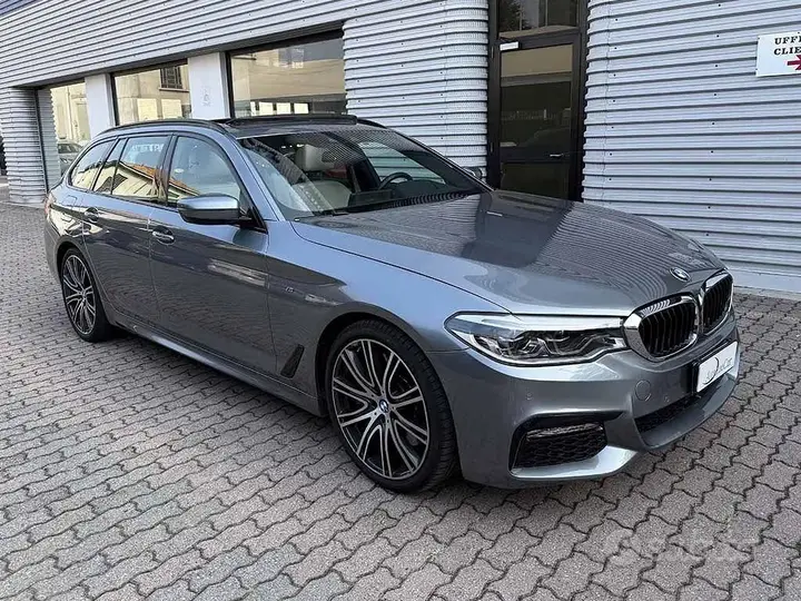 BMW 5 2018 photo 3