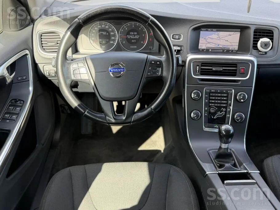 Volvo V60 2012 photo 4