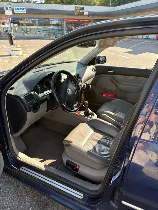 Volkswagen Bora 2003 photo 2