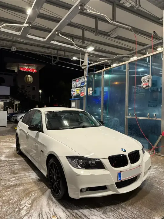 BMW 3 Series 2008 photo 3