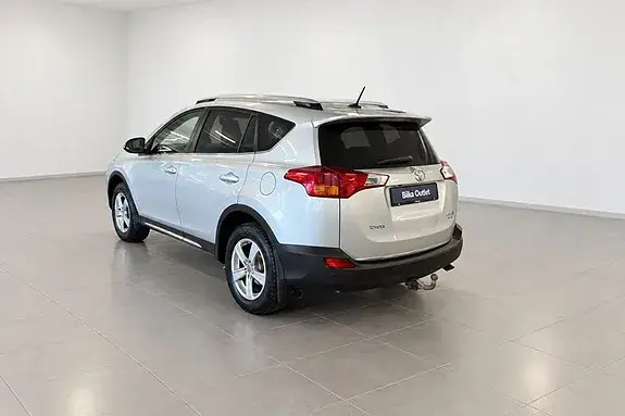 Toyota Rav4 2014 photo 2