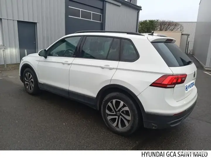 Volkswagen Tiguan 2021 photo 2
