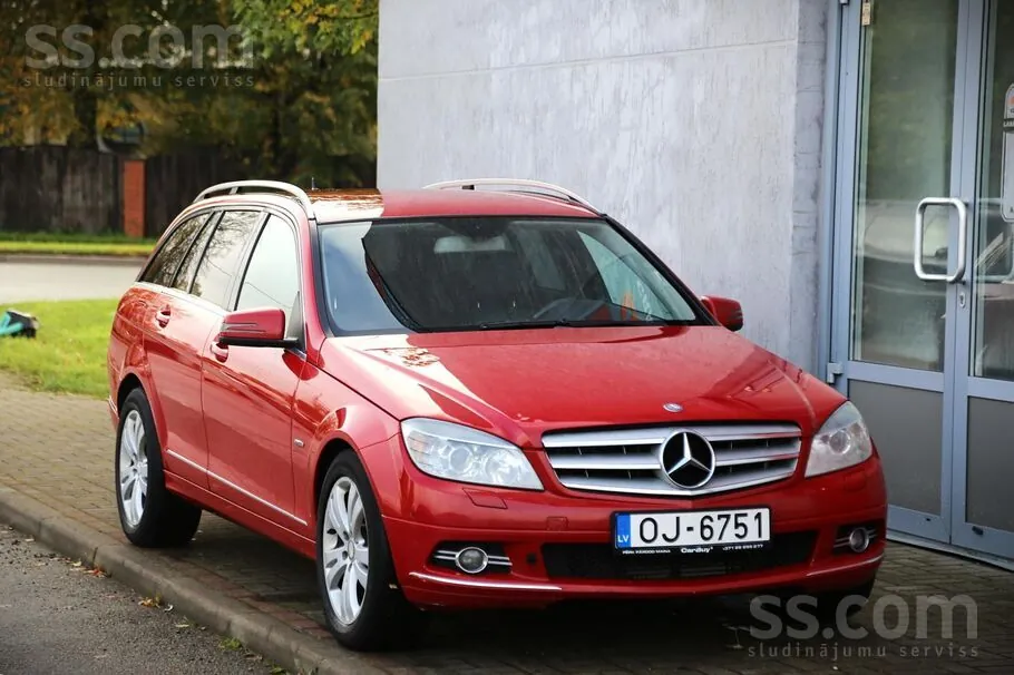 Mercedes-Benz C200 2009 photo 4