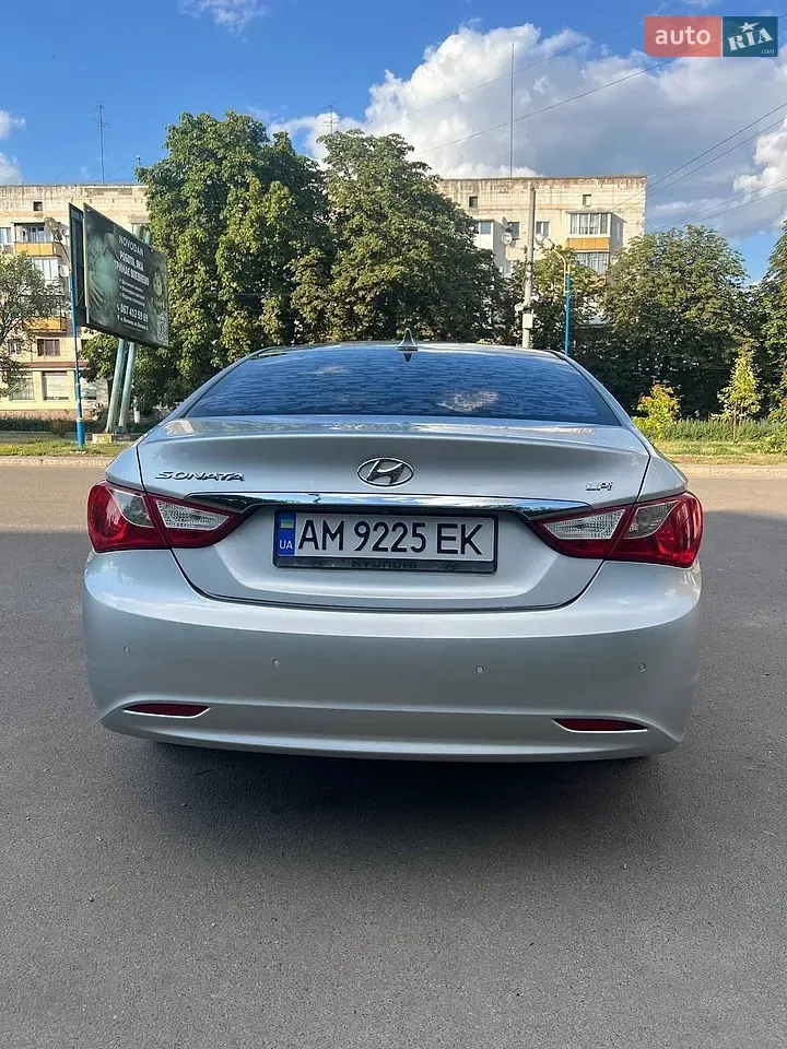 Hyundai Sonata 2013 photo 4