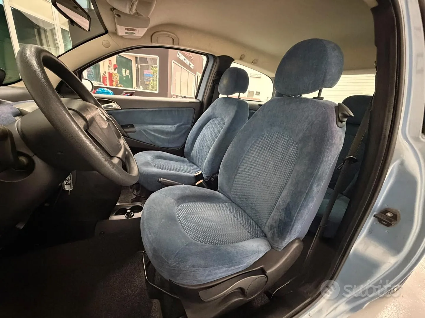 Lancia Ypsilon 2003 photo 3
