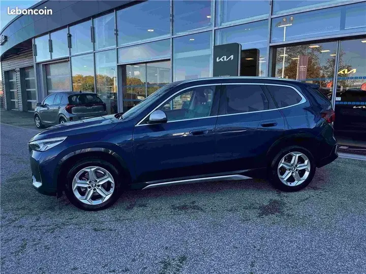 BMW X1 2023 photo 3