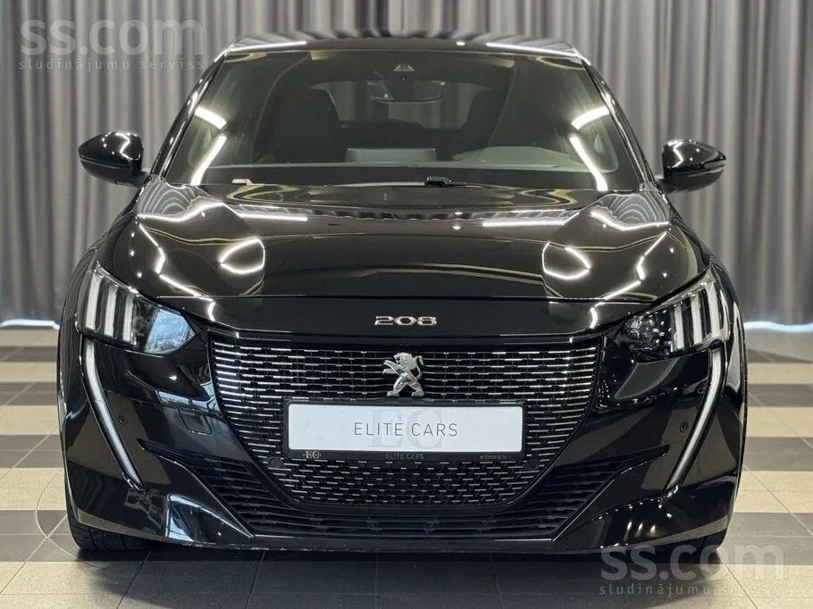 Peugeot 208 2023 photo 2
