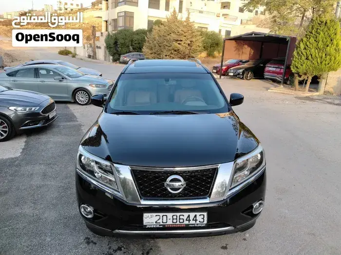 Nissan Pathfinder 2015 photo 2
