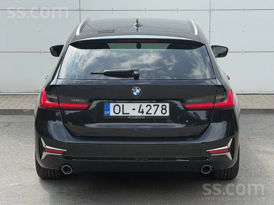 BMW 318 2021 photo 3