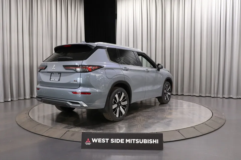 Mitsubishi Outlander 2026 photo 5