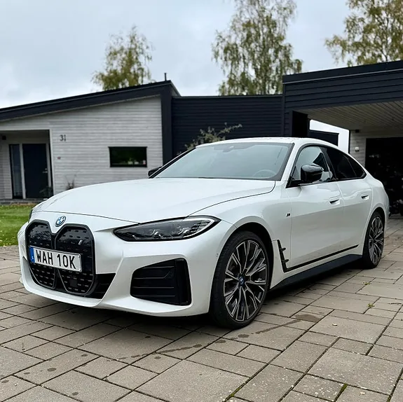 BMW I4