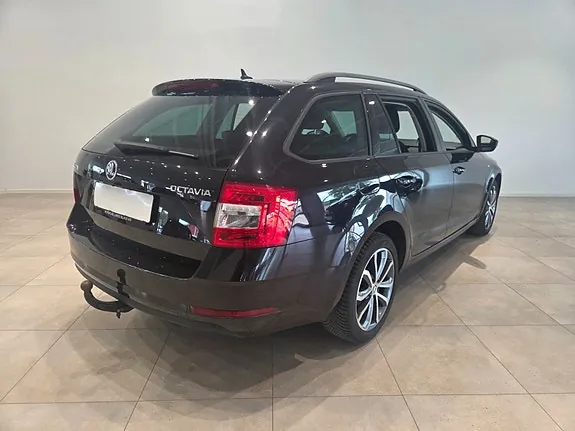 Skoda Octavia 2018 photo 2