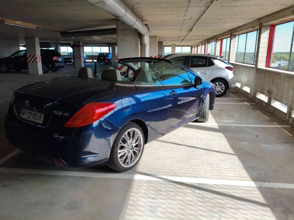 Peugeot 308 2009 photo 2