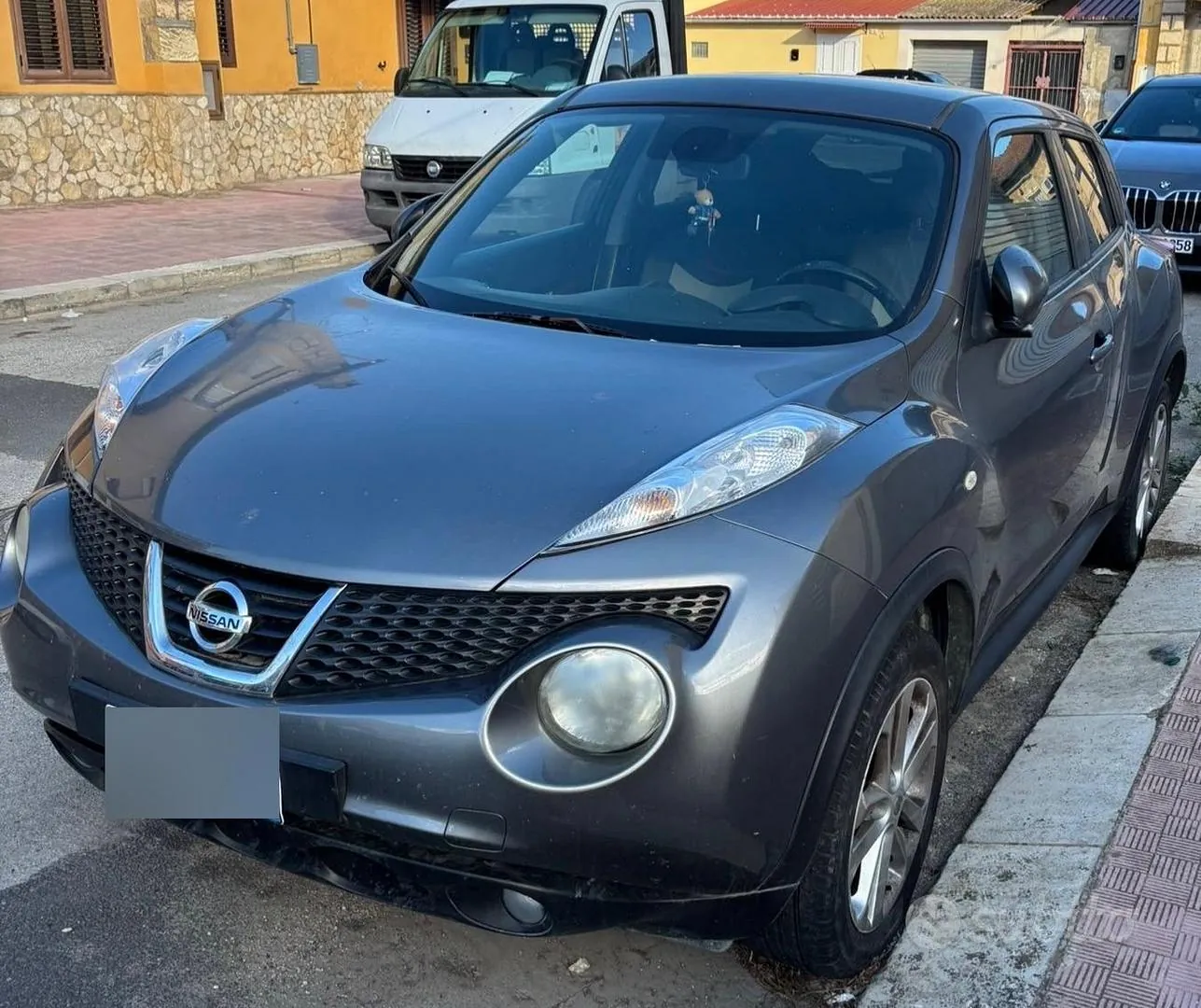 Nissan Juke 2011 photo 2