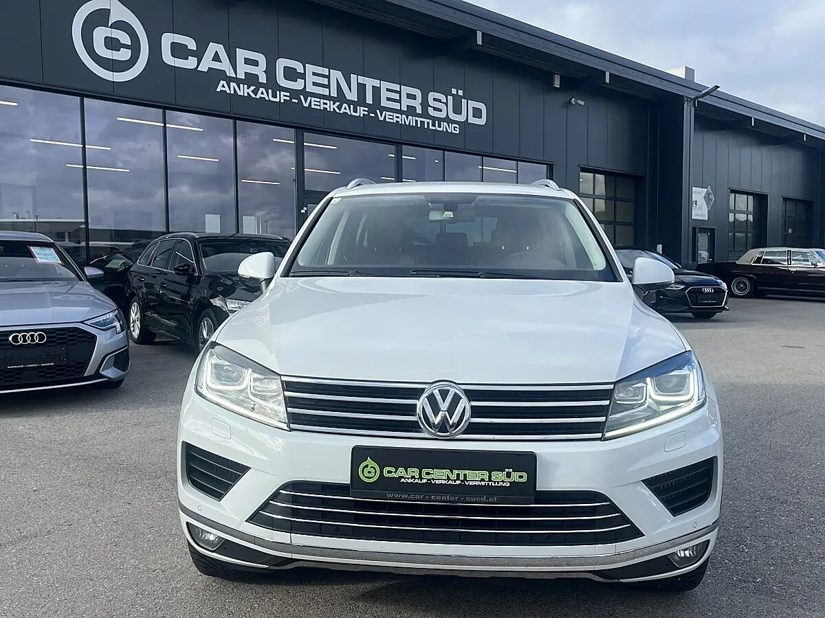 Volkswagen Touareg 2015 photo 2