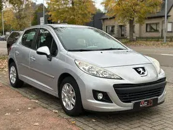 Peugeot 207 2013 photo 2