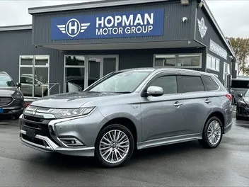 Mitsubishi Outlander 2020 photo 2
