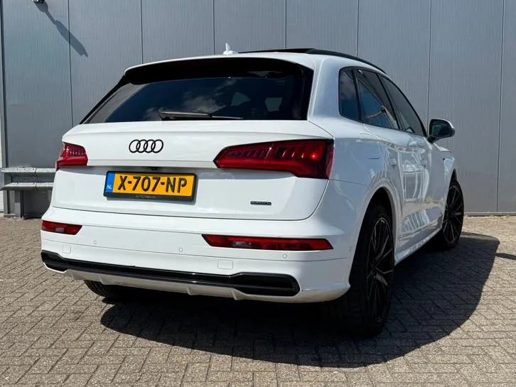 Audi Q5 2021 photo 2