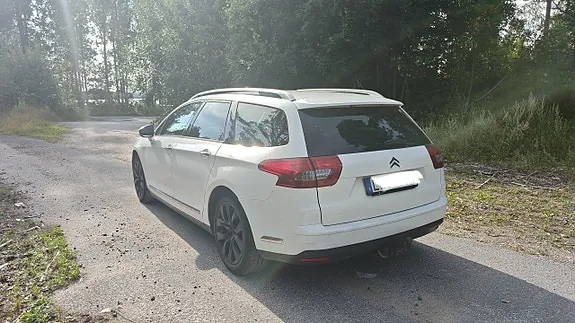 Citroen C5 2010 photo 3