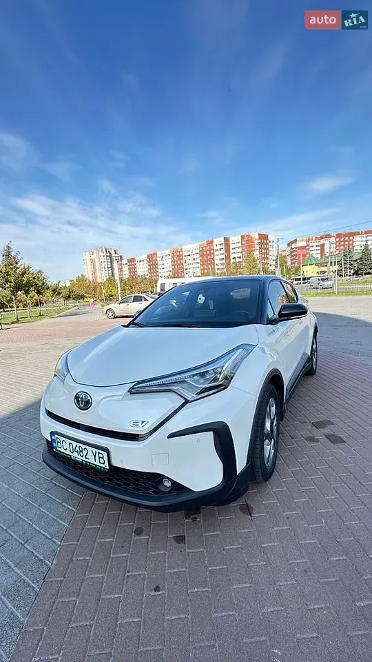 Toyota C-Hr Ev 2020 photo 2