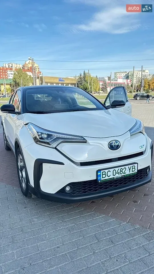 Toyota C-Hr Ev 2020 photo 3