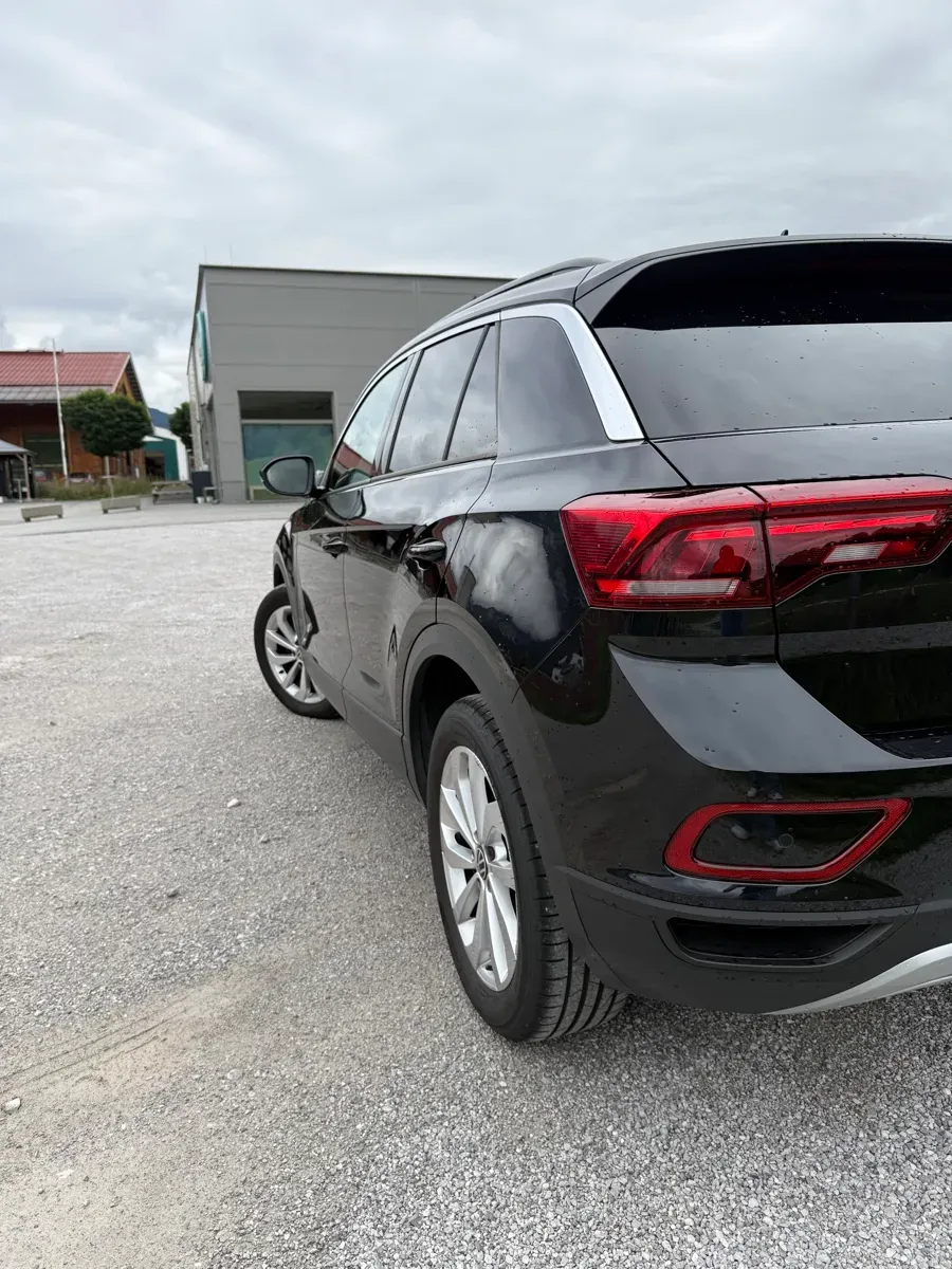 Volkswagen T-Roc 2024 photo 3