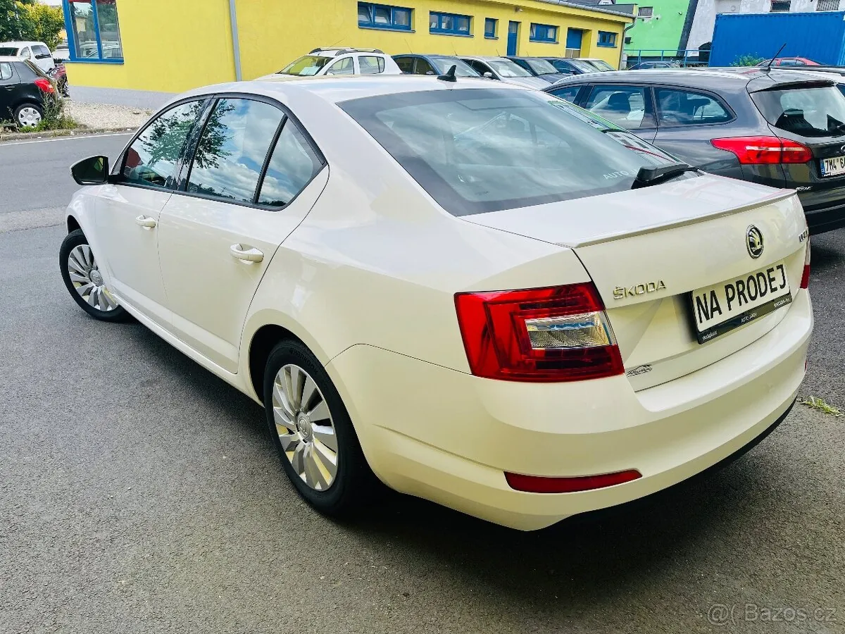 Skoda Octavia 2013 photo 4
