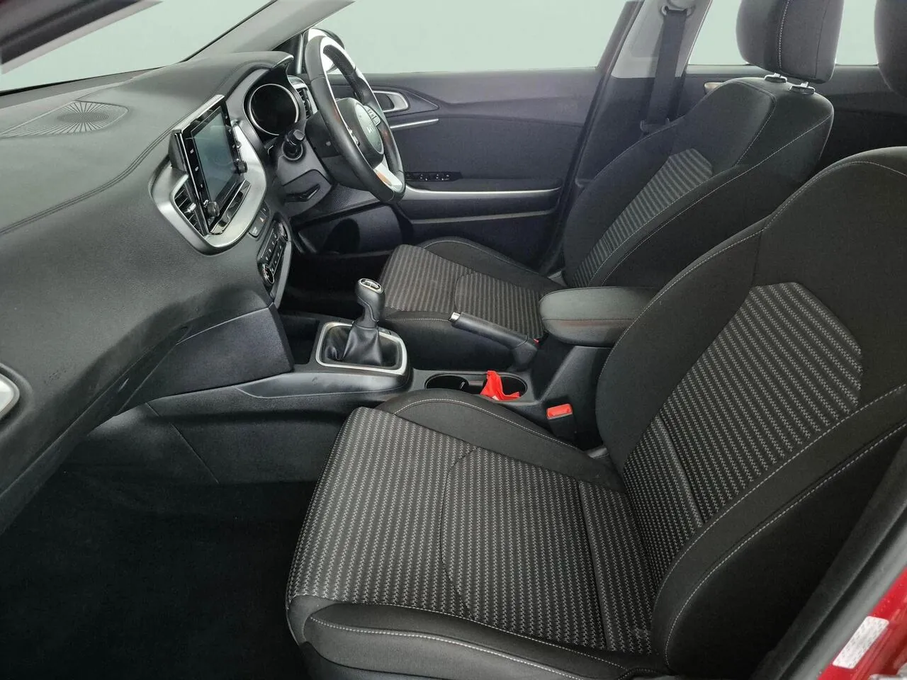 Kia Ceed 2023 photo 4