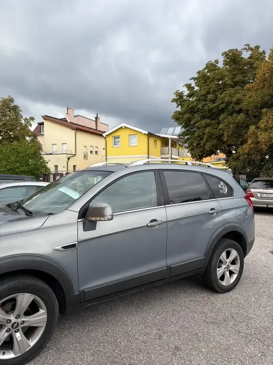 Chevrolet Captiva 2011 photo 3