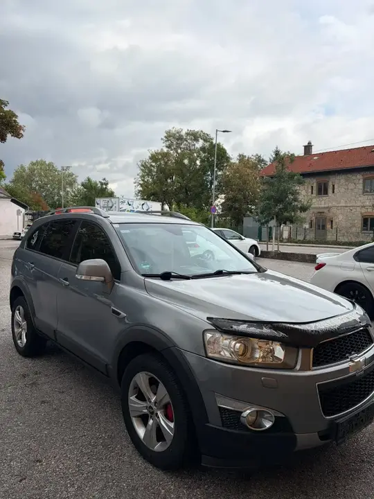 Chevrolet Captiva 2011 photo 2