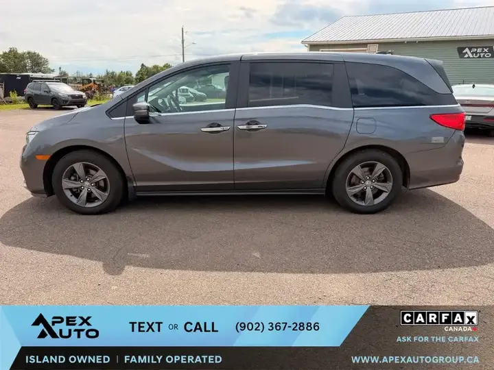Honda Odyssey 2023 photo 2
