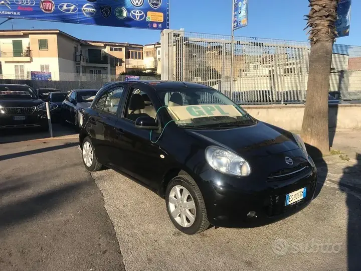 Nissan Micra 2013 photo 2