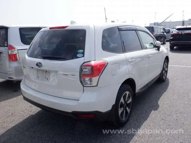 Subaru Forester 2016 photo 4