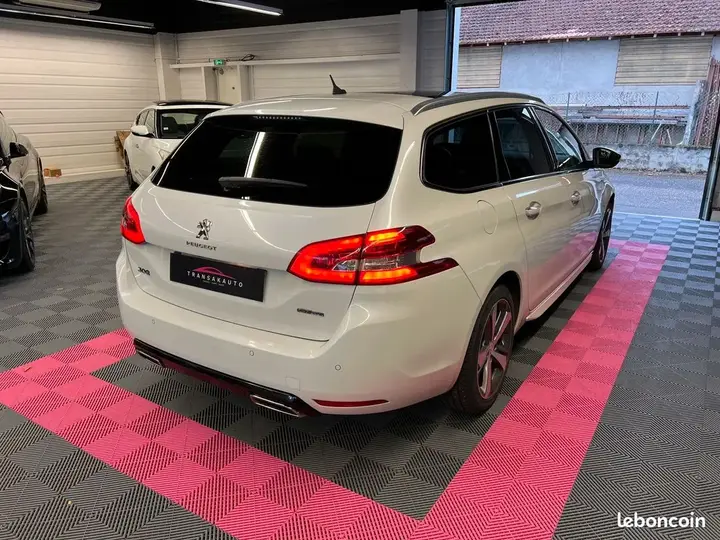 Peugeot 308 2016 photo 5