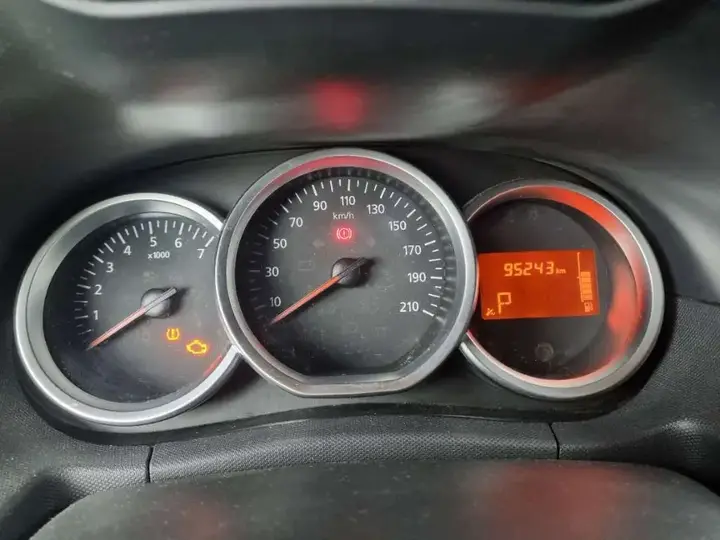 Dacia Duster 2018 photo 2
