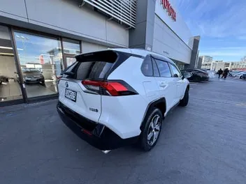 Toyota Rav4 2022 photo 4