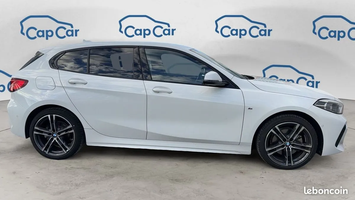 BMW 1 Series 2023 photo 4