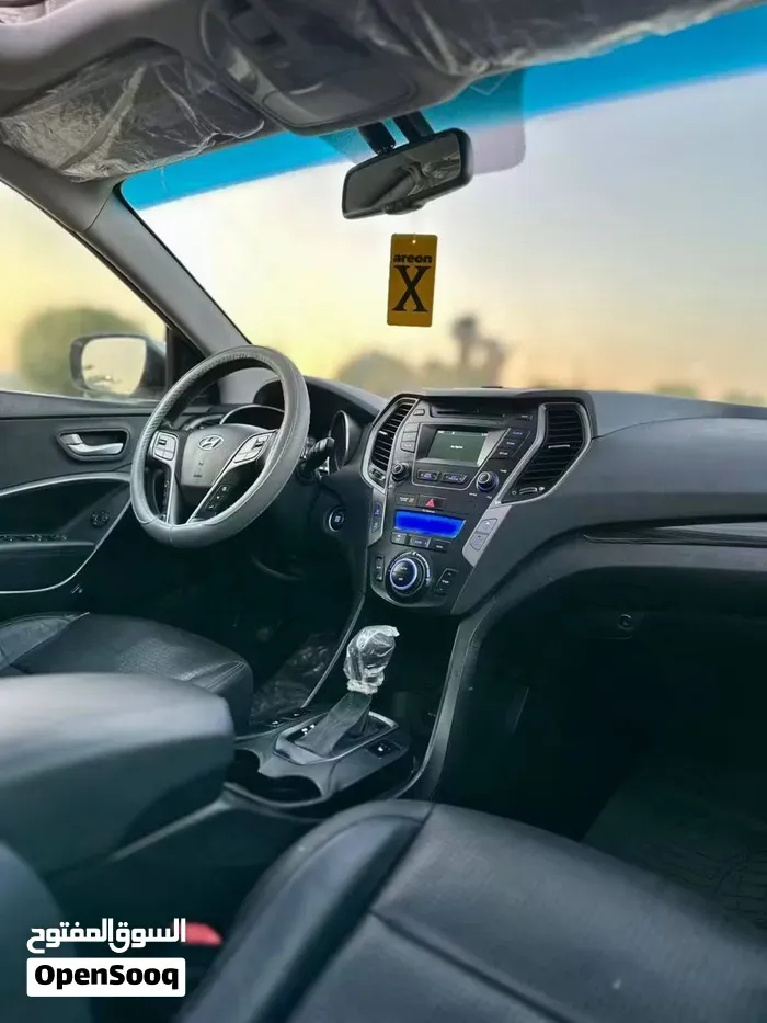 Hyundai Santa Fe 2015 photo 2