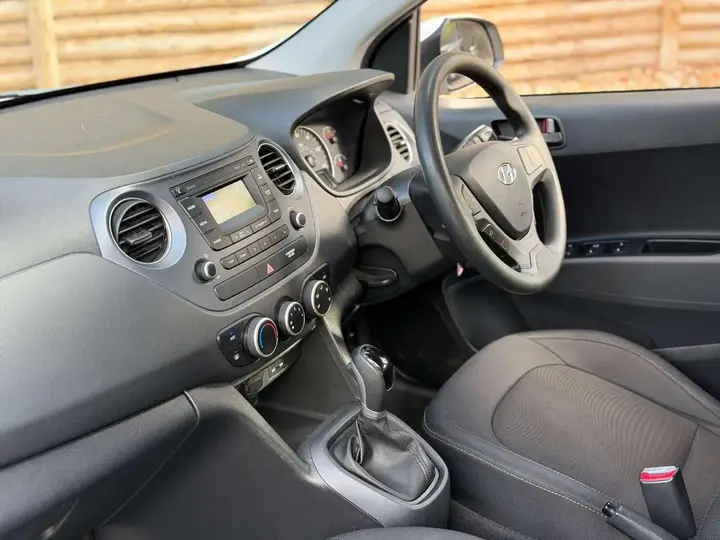 Hyundai I10 2017 photo 2