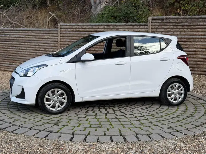Hyundai I10 2017 photo 5