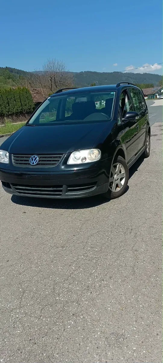 Volkswagen Touran 2006 photo 3