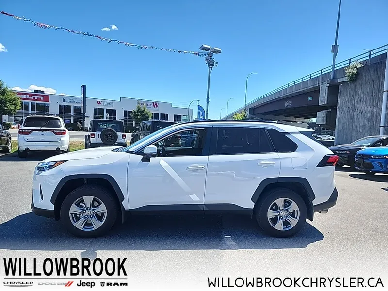 Toyota Rav4 2025 photo 2
