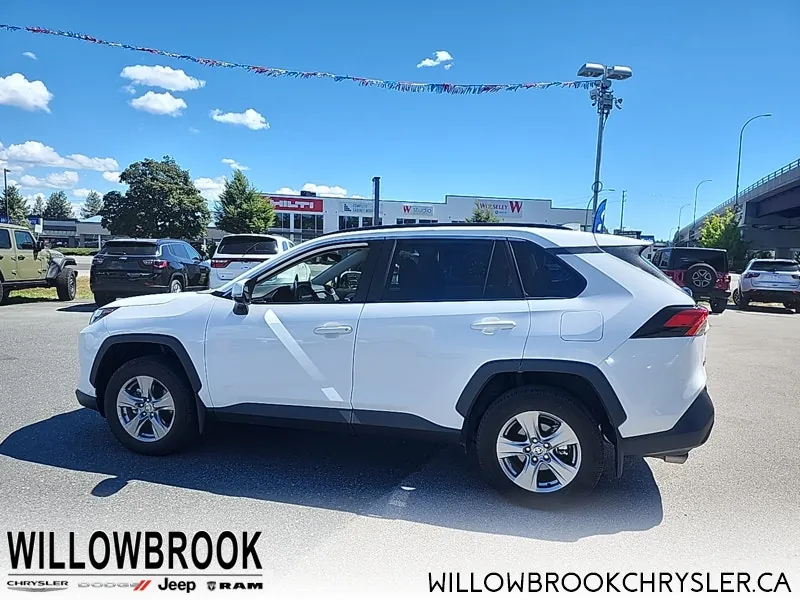 Toyota Rav4 2025 photo 4