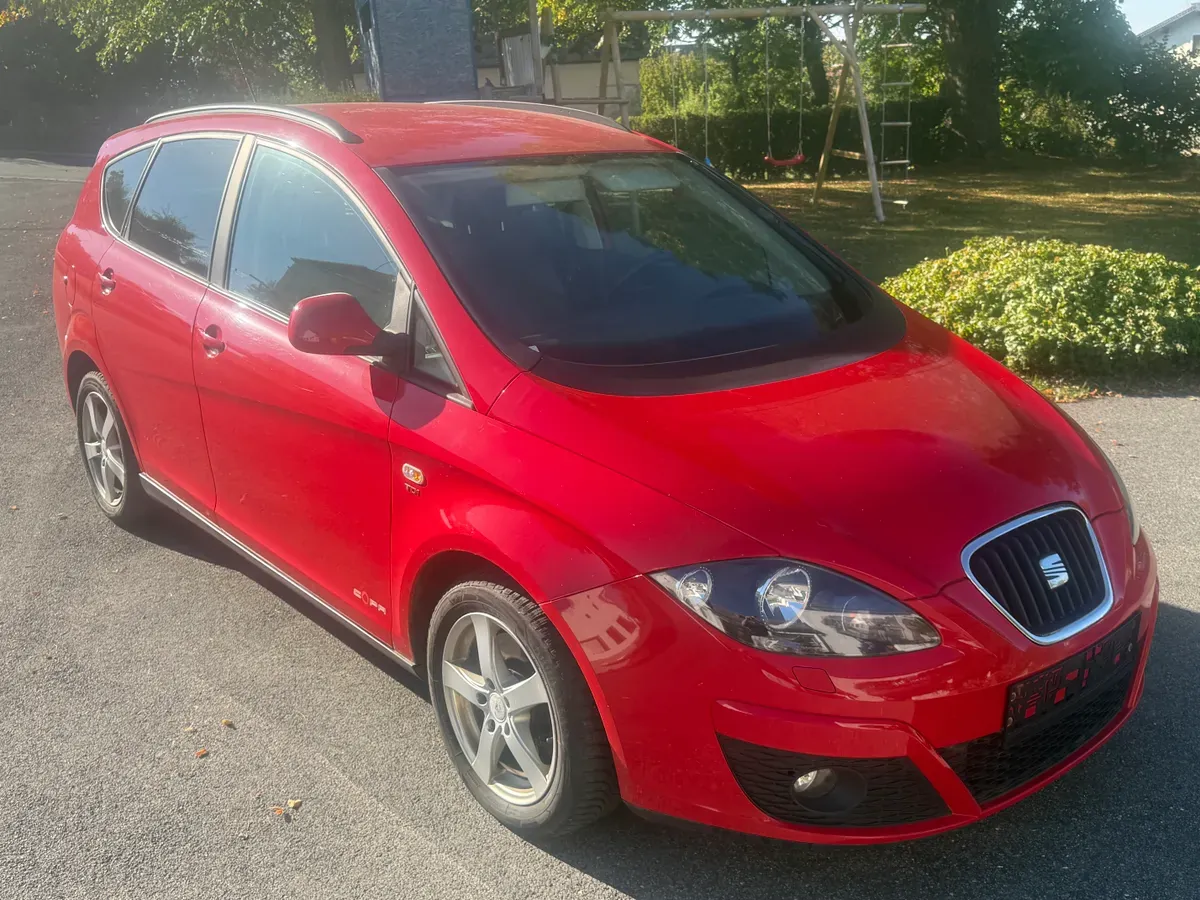 Seat Altea Xl 2012 photo 2