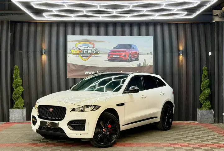 Jaguar F-Pace 2019 photo 2
