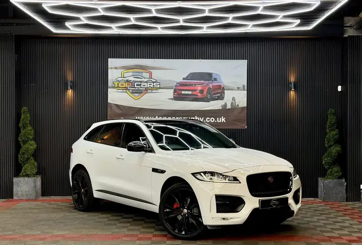 Jaguar F-Pace