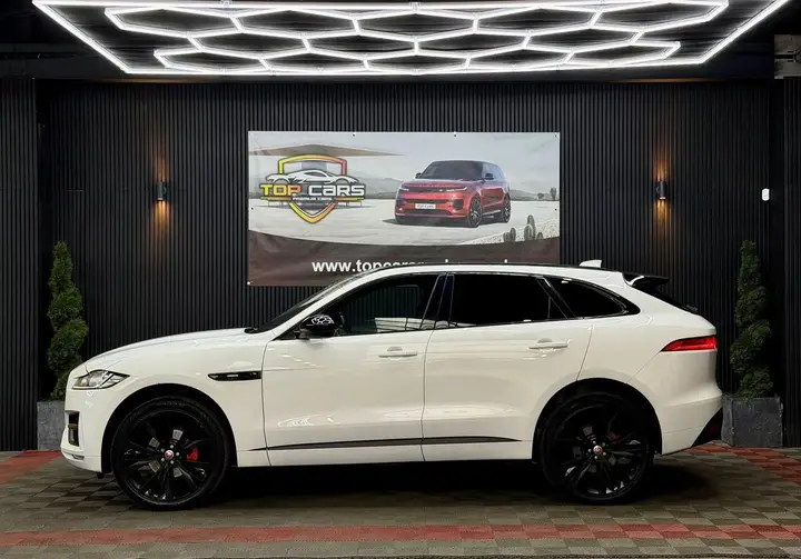 Jaguar F-Pace 2019 photo 4