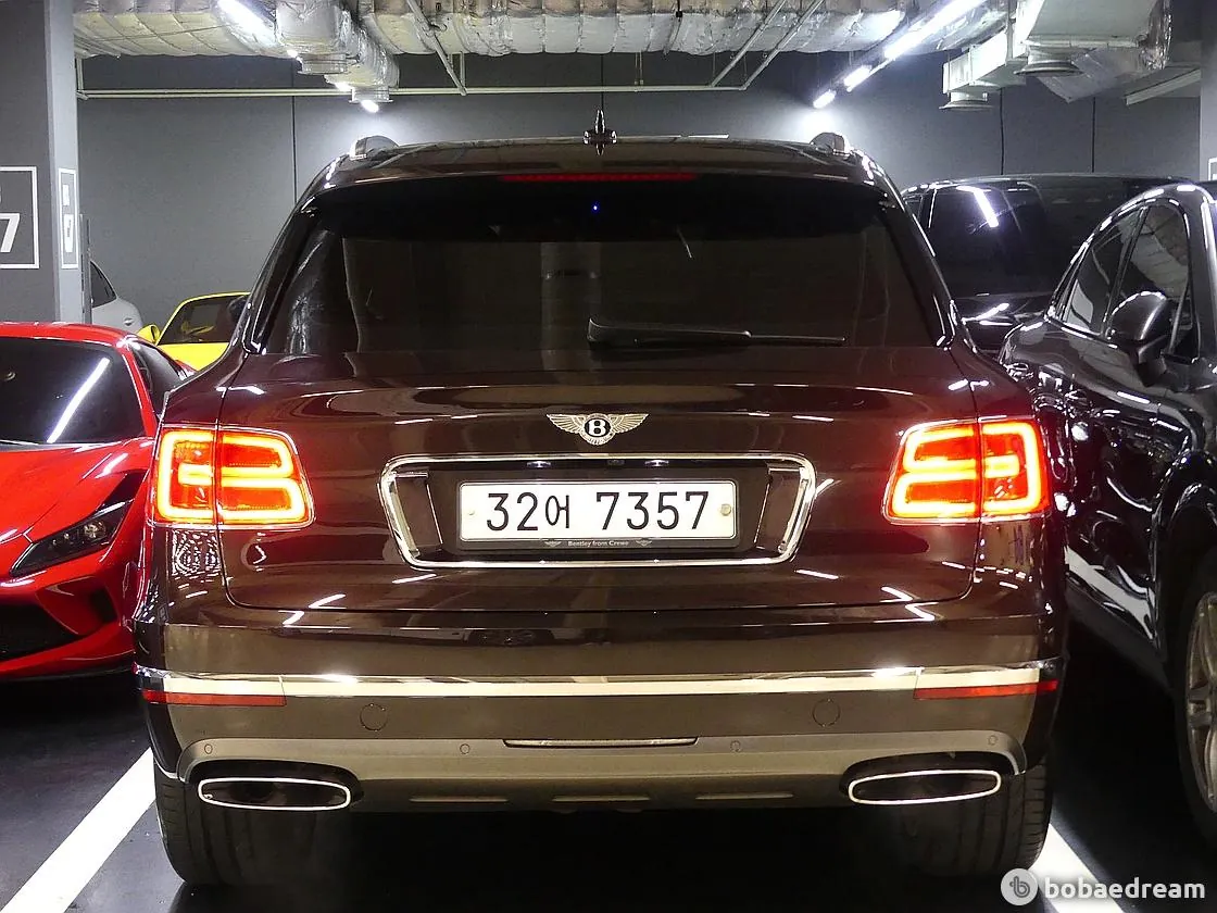 Bentley Bentayga 2018 photo 3