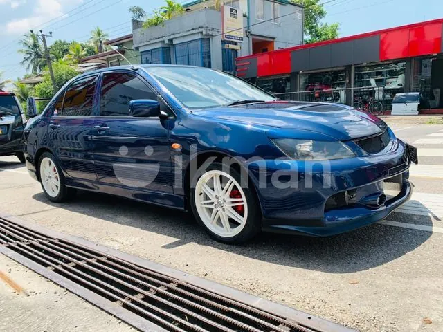 Mitsubishi Lancer 2005 photo 2